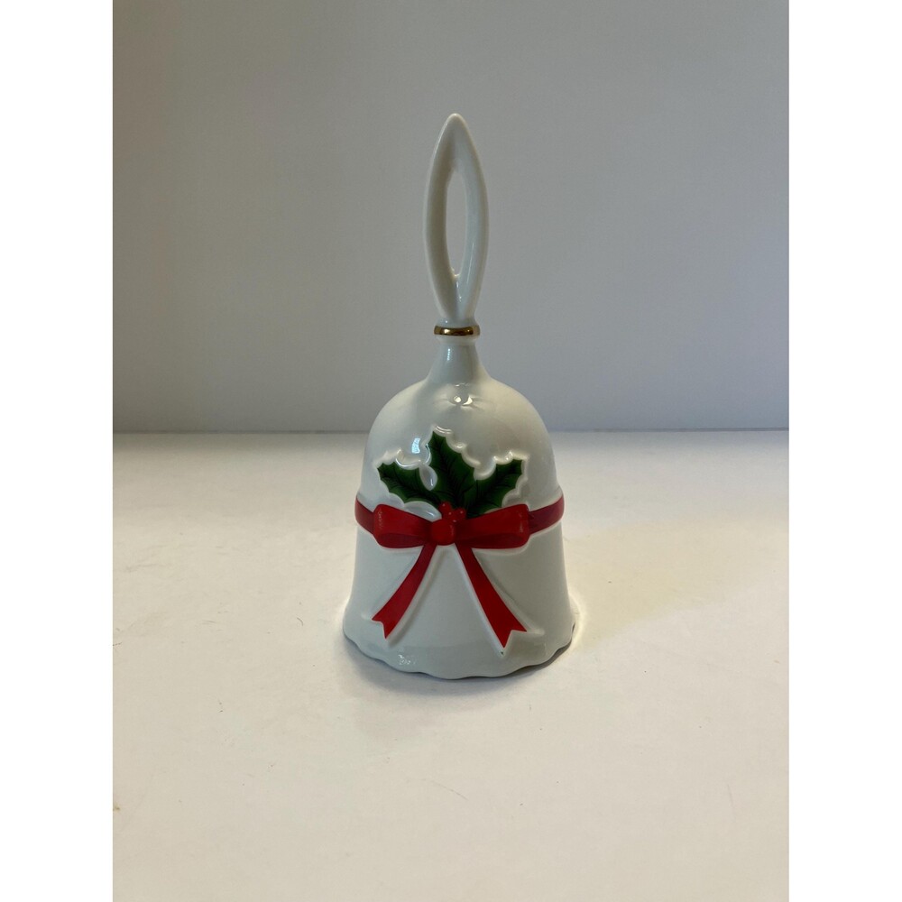 Vintage Mount Clemens Pottery Christmas Bell, Ribbon & Holly Design ( Japan)